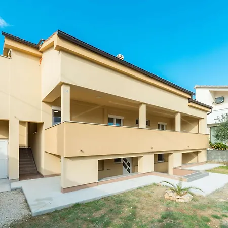 Ferienhaus Villa Lucic - Kuca Za Odmor Privlaka Zadar