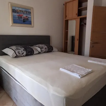 Ferienhaus Lucic - - Zadar *