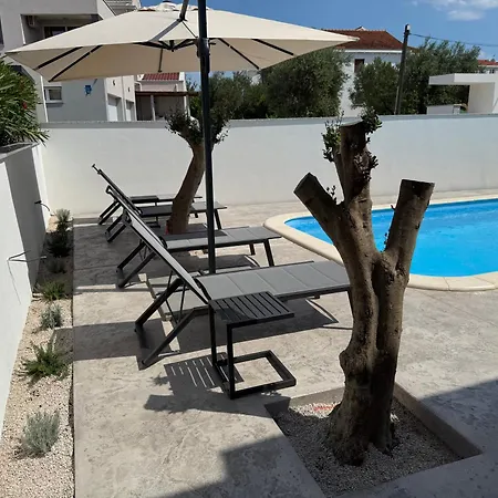 Ferienhaus Lucic - - Zadar