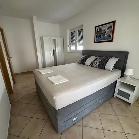 Lucic - - Zadar Ferienhaus